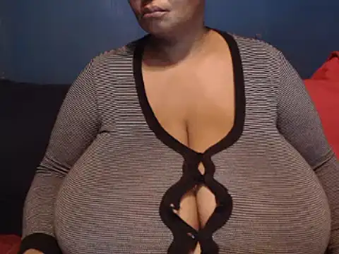 CUTEFIRMMELONSS online show from March 13, 2025, 3:33 am