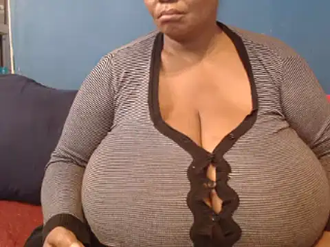 CUTEFIRMMELONSS online show from February 12, 2025, 5:26 am
