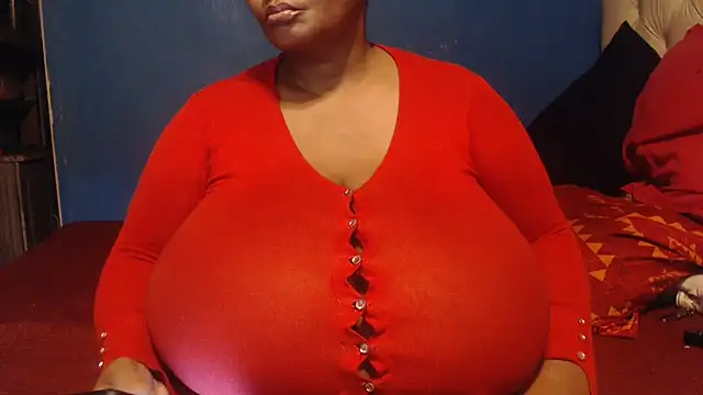 CUTEFIRMMELONSS online show from February 26, 2025, 3:35 am