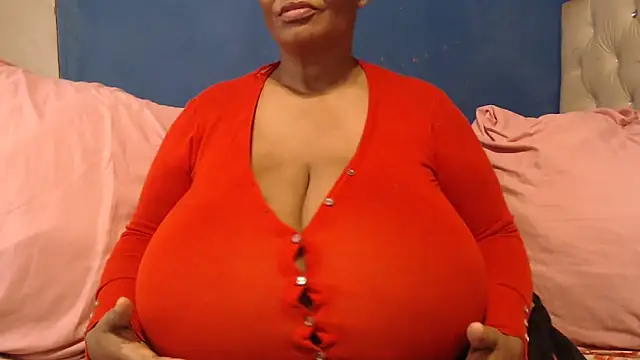 CUTEFIRMMELONSS online show from October 2, 2025, 9:45 am