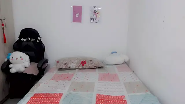 Youlittlepervertt  online show from March 8, 2025, 8:22 am