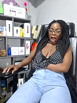 Shaniko89 online show from March 20, 2025, 4:09 pm