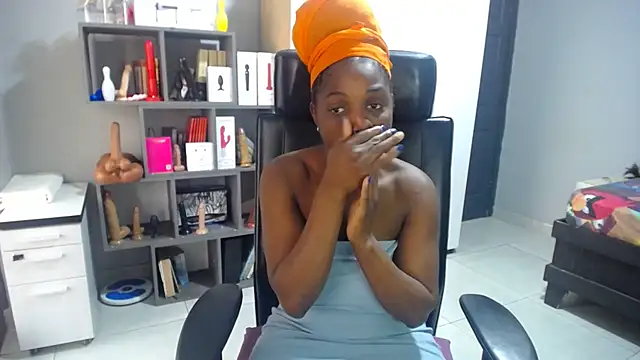 Snapshot of Shaniko89 chatting on September 23, 2025, 5:14 am Shaniko89 online show from September 23, 2025, 5:14 am