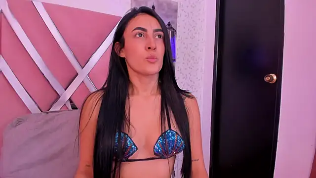 Helenn monroy1 online show from March 6, 2026, 7:20 pm