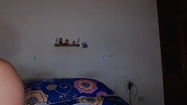 bella n99 online show from April 15, 2026, 2:43 pm