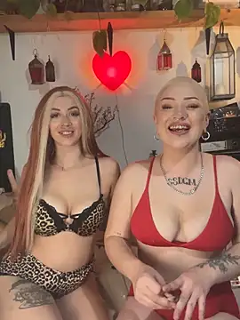 Snapshot of liquidxlogan chatting on October 13, 2025, 11:38 pm liquidxlogan online show from October 13, 2025, 11:38 pm