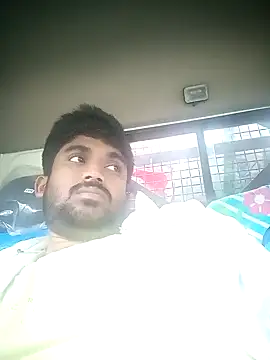 Snapshot of Driver-naru chatting on December 11, 2024, 1:37 am Driver-naru online show from December 11, 2024, 1:37 am