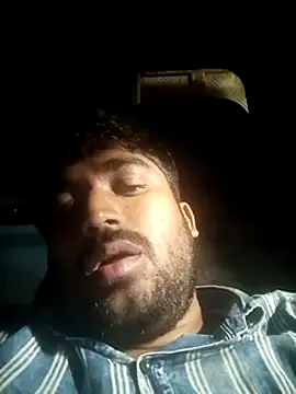 Snapshot of Driver-naru chatting on December 11, 2024, 12:55 pm Driver-naru online show from December 11, 2024, 12:55 pm
