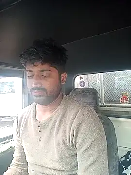 Snapshot of Driver-naru chatting on January 30, 2025, 4:48 am Driver-naru online show from January 30, 2025, 4:48 am