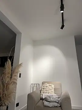 Snapshot of EllaSanz_ chatting on September 23, 2025, 9:33 pm EllaSanz  online show from September 23, 2025, 9:33 pm