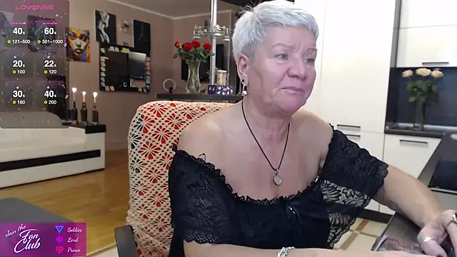 Snapshot of roxana_brooks chatting on October 9, 2025, 7:03 pm roxana brooks online show from October 9, 2025, 7:03 pm