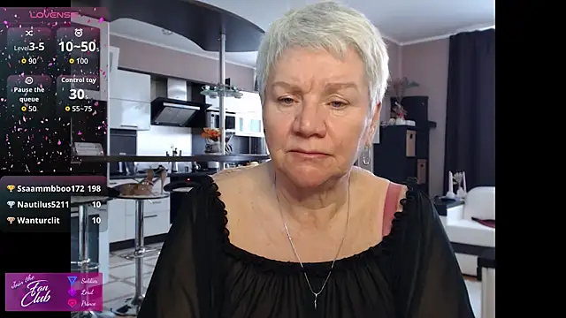 roxana brooks online show from April 6, 2026, 2:18 pm