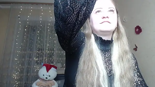 CumCpl online show from April 5, 2026, 8:26 pm