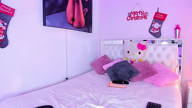 Snapshot of Candace_Hill1 chatting on December 14, 2024, 10:39 pm Candace Hill1 online show from December 14, 2024, 10:39 pm