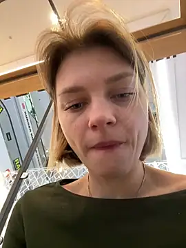 ValenciaShock online show from March 17, 2026, 6:38 am