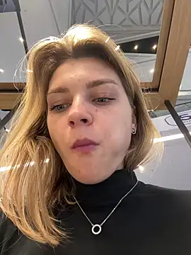 ValenciaShock online show from September 30, 2025, 6:52 am