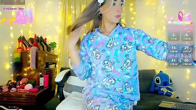 Aleexx    online show from March 15, 2026, 11:39 am