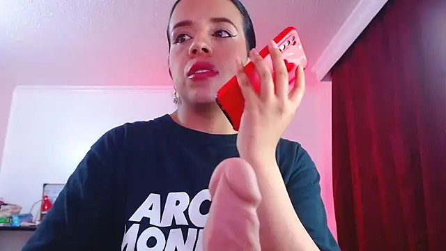 VALERY MEER online show from October 16, 2025, 11:46 pm