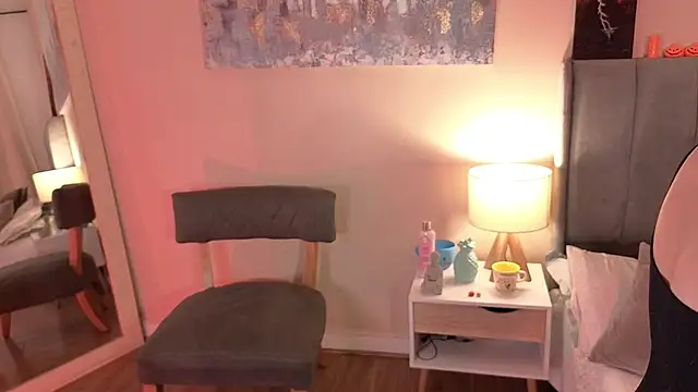 Snapshot of MiaFranklyn chatting on October 10, 2025, 1:12 pm MiaFranklyn online show from October 10, 2025, 1:12 pm