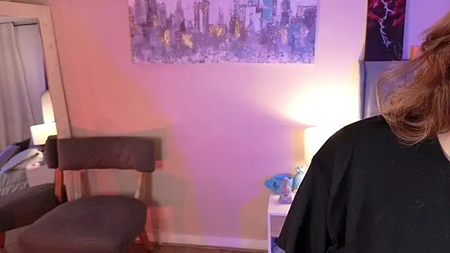 Snapshot of MiaFranklyn chatting on October 8, 2025, 12:17 pm MiaFranklyn online show from October 8, 2025, 12:17 pm