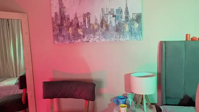 Snapshot of MiaFranklyn chatting on October 27, 2025, 3:02 pm MiaFranklyn online show from October 27, 2025, 3:02 pm