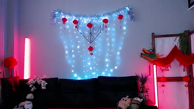 Wildorchid  online show from February 10, 2025, 8:42 am