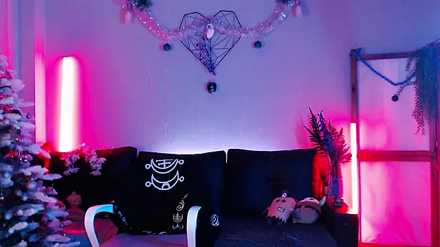 Wildorchid  online show from January 12, 2025, 5:03 am