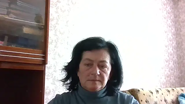 GypsiQueen2 online show from April 24, 2026, 7:32 am