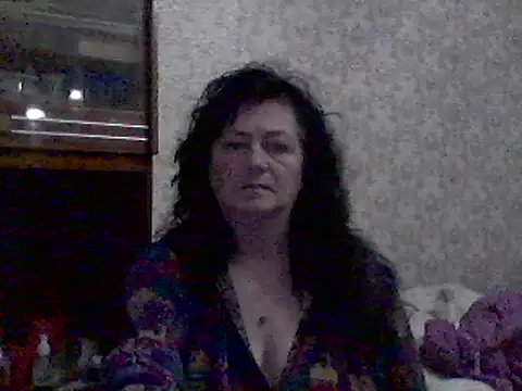 Snapshot of GypsiQueen2 chatting on March 15, 2025, 6:10 pm GypsiQueen2 online show from March 15, 2025, 6:10 pm