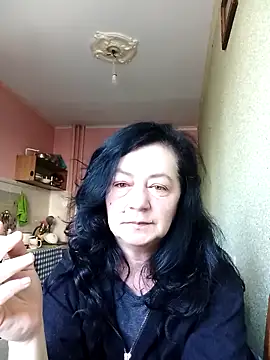 GypsiQueen2 online show from March 4, 2026, 7:27 am