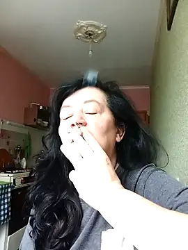 GypsiQueen2 online show from February 28, 2026, 6:35 am