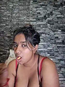 Xindias fantasyX online show from October 30, 2025, 4:37 pm