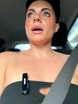 LukeLouHarvey online show from November 17, 2025, 3:10 am