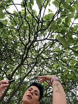 LukeLouHarvey online show from September 28, 2025, 3:13 am