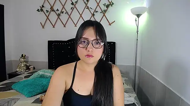 Snapshot of naughty_girl_4u chatting on February 22, 2026, 10:00 pm naughty girl 4u online show from February 22, 2026, 10:00 pm