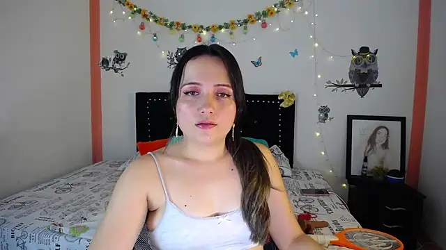 naughty girl 4u online show from March 10, 2025, 8:01 pm