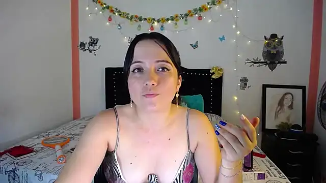 naughty girl 4u online show from March 11, 2025, 10:53 pm