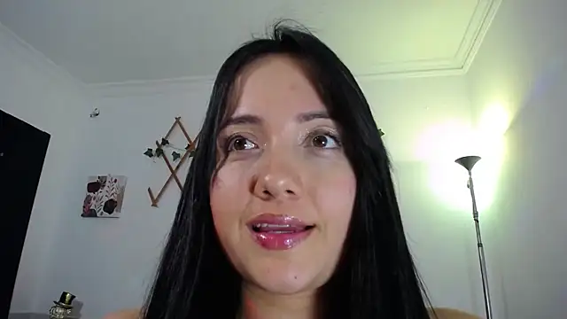 naughty girl 4u online show from March 20, 2026, 8:43 pm