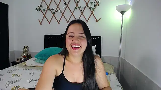 Snapshot of naughty_girl_4u chatting on February 2, 2026, 6:29 pm naughty girl 4u online show from February 2, 2026, 6:29 pm