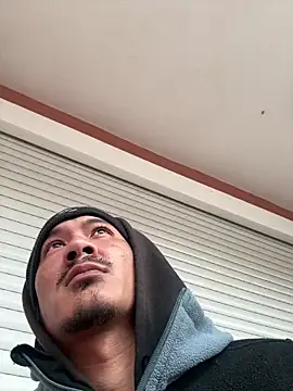 juniiorre online show from December 21, 2025, 8:38 am