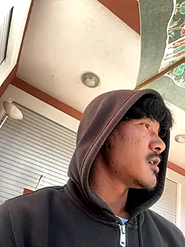 Snapshot of juniiorre chatting on October 12, 2025, 9:32 am juniiorre online show from October 12, 2025, 9:32 am