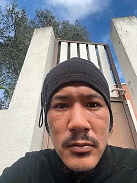 Snapshot of juniiorre chatting on October 31, 2025, 10:34 am juniiorre online show from October 31, 2025, 10:34 am