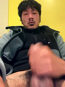 juniiorre online show from March 15, 2026, 1:18 pm