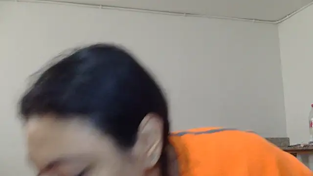 ErikaRika online show from January 16, 2025, 3:13 pm