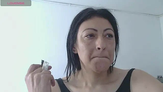 ErikaRika online show from February 23, 2025, 4:35 pm