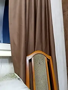 Snapshot of Lovers__Annn chatting on September 18, 2025, 1:25 pm Lovers Annn online show from September 18, 2025, 1:25 pm