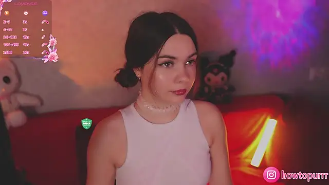 Snapshot of How2Meow chatting on October 11, 2025, 4:30 pm How2Meow online show from October 11, 2025, 4:30 pm