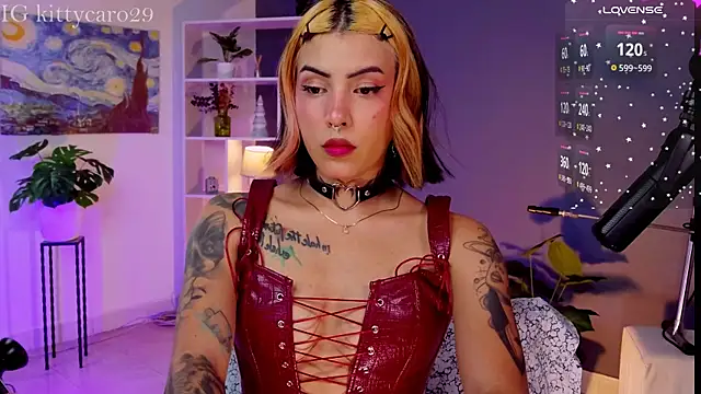 Snapshot of kitty_pruu chatting on February 6, 2025, 10:21 pm kitty pruu online show from February 6, 2025, 10:21 pm