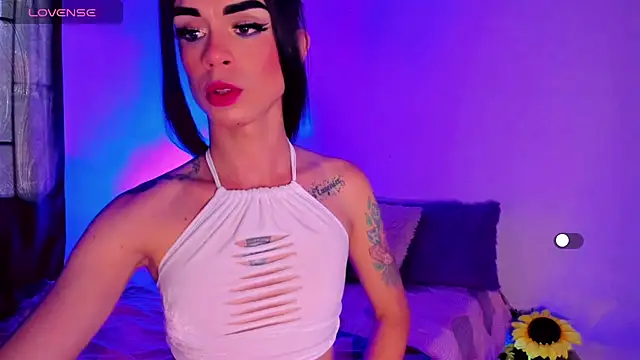 lesly xx online show from February 25, 2025, 7:49 pm