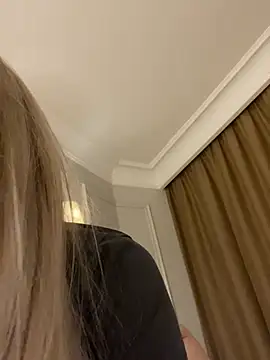 Snapshot of SophieBaley chatting on February 15, 2026, 2:45 am SophieBaley online show from February 15, 2026, 2:45 am